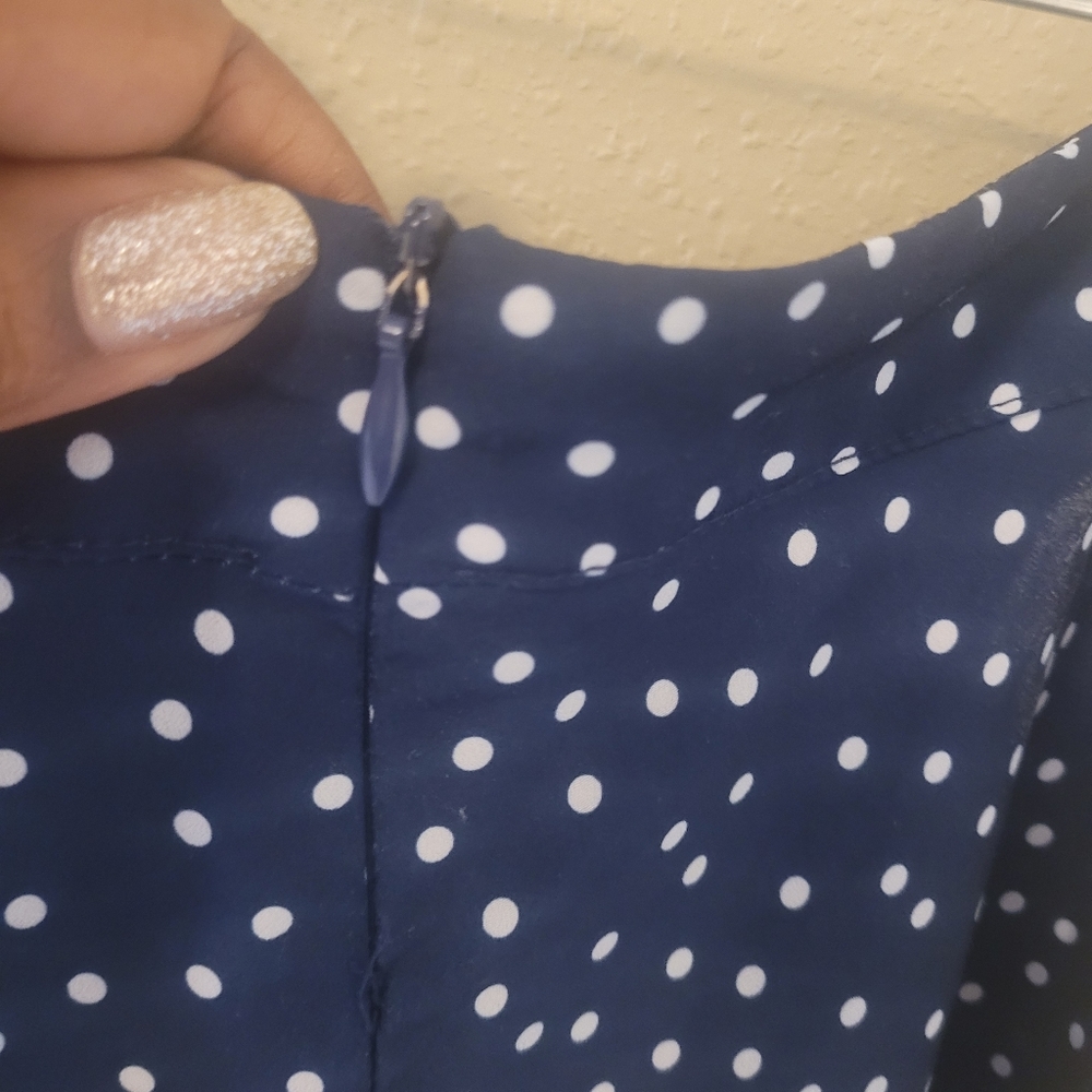 Navy blue polka dot skirt. Size Large. - Picture 9 of 10